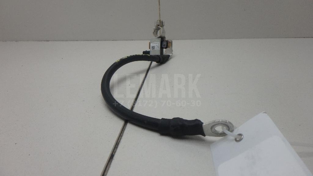 Клемма аккумулятора минус