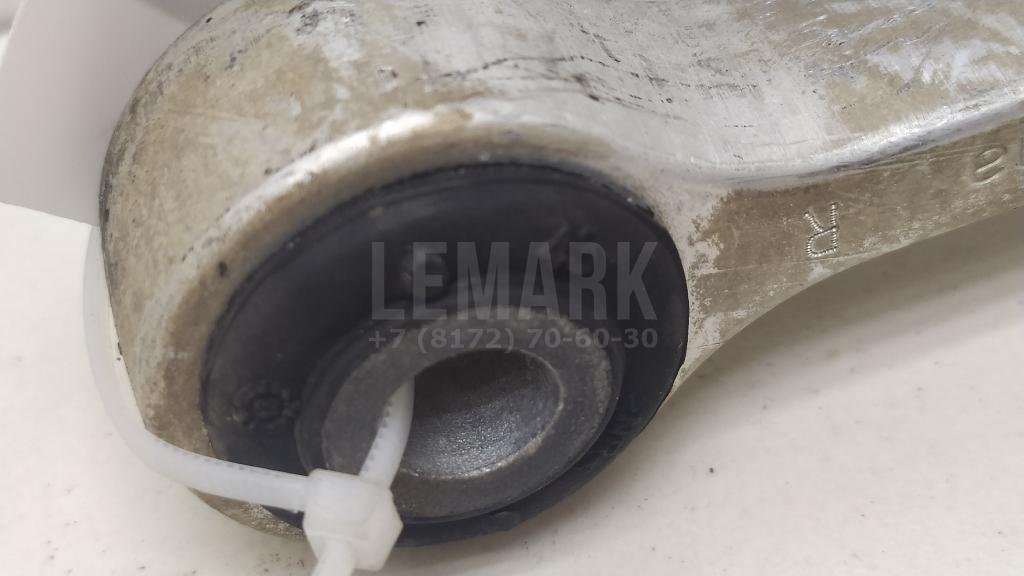 Стойка переднего стабилизатора