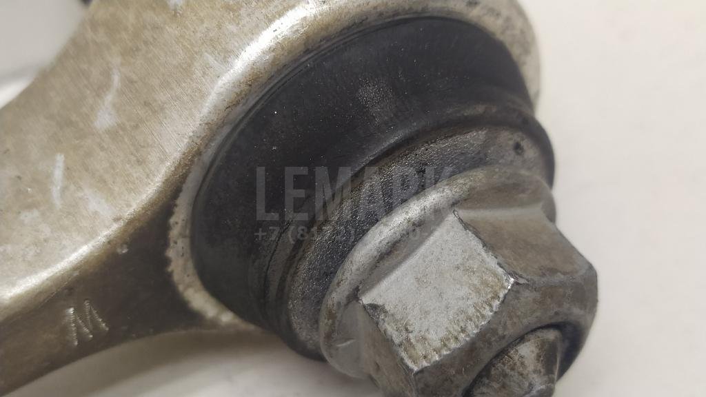 Стойка переднего стабилизатора