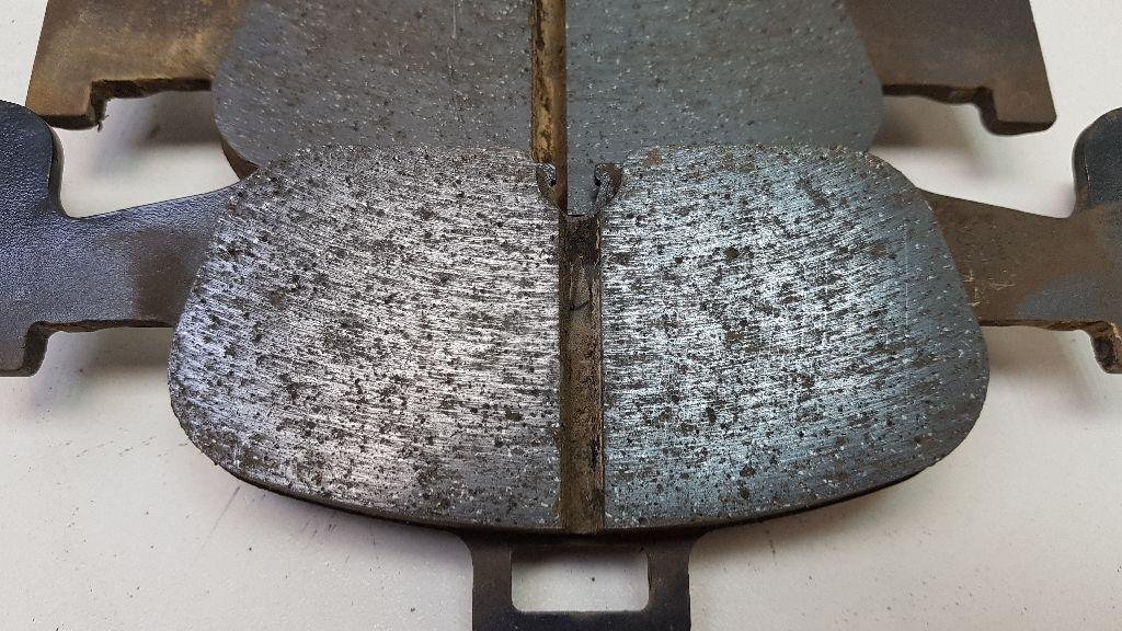 Колодки тормозные передние к-кт