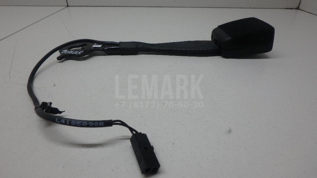 Ответная часть ремня безопасности