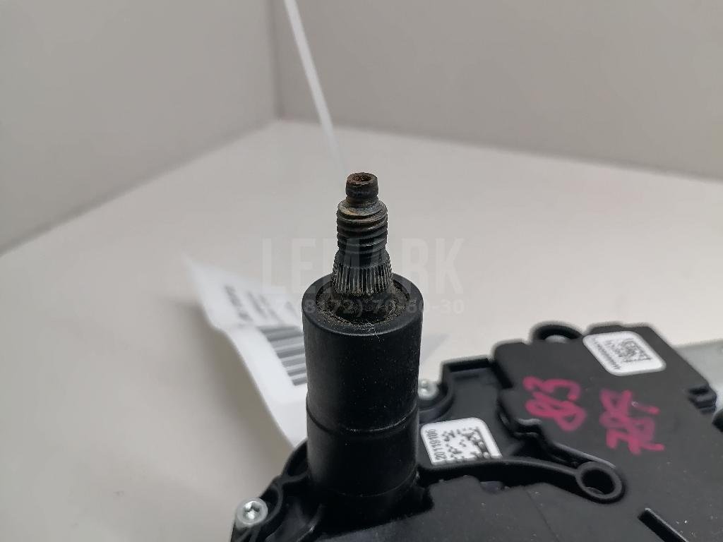 Моторчик стеклоочистителя задний