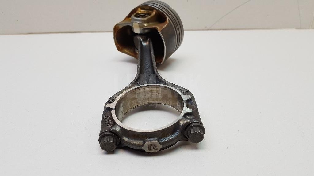 Поршень с шатуном