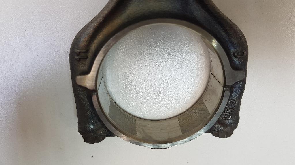 Поршень с шатуном