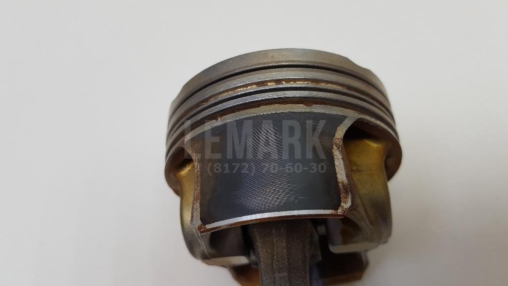 Поршень с шатуном