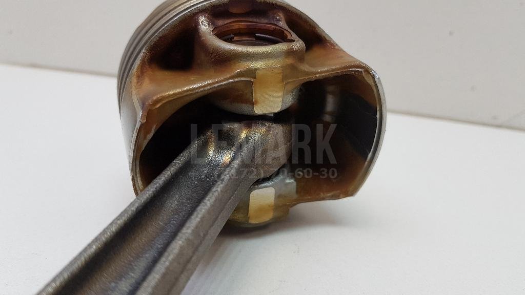 Поршень с шатуном для  Audi A3 [8PA] Sportback 2004-2013