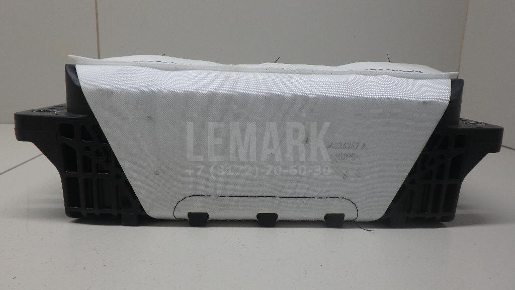 Подушка безопасности пассажирская (в торпедо)