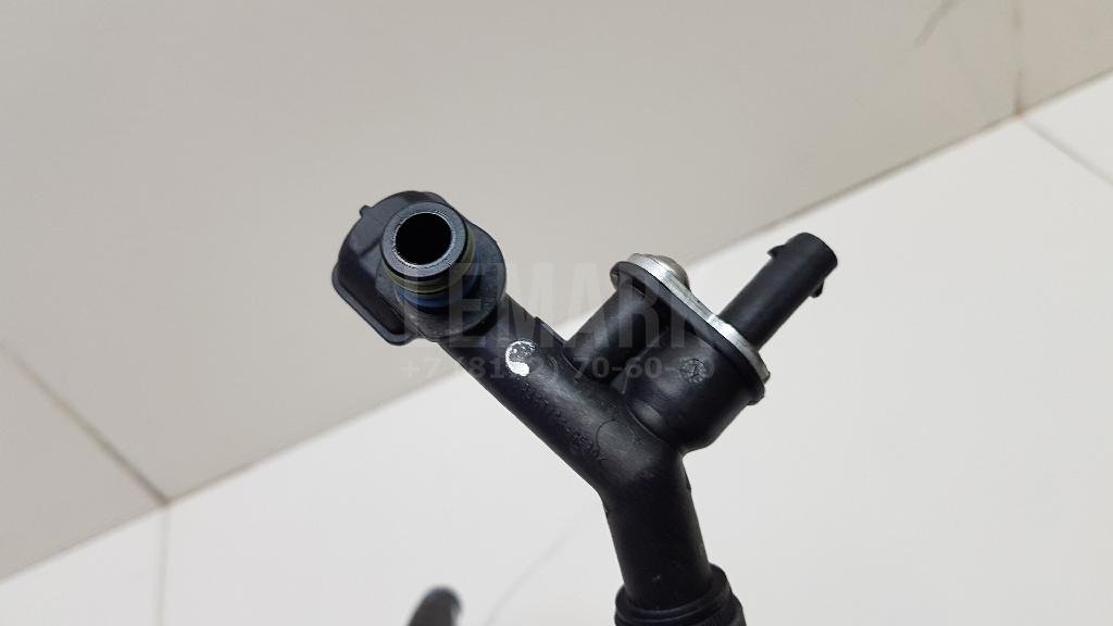 Шланг топливный для  Audi A3 [8PA] Sportback 2004-2013