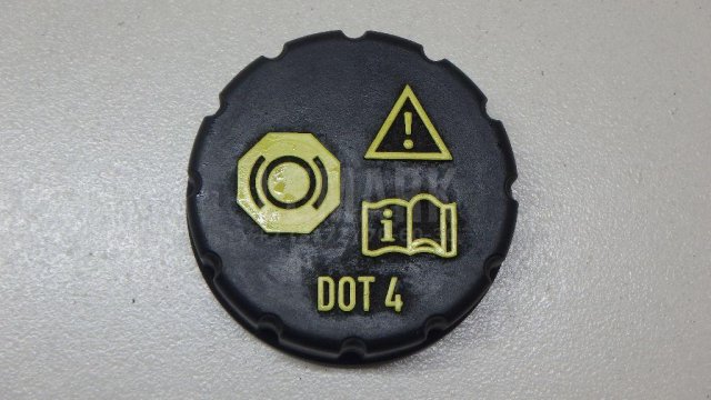 Крышка бачка тормозной жидкости