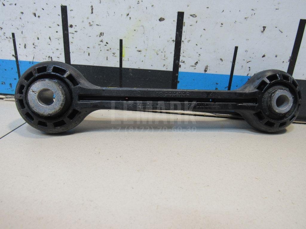 Стойка переднего стабилизатора