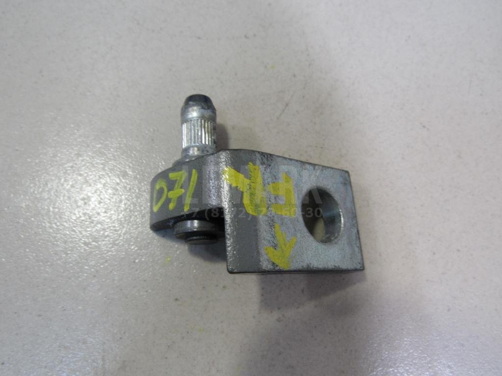 Петля двери для  Audi A4 [B9] 2015