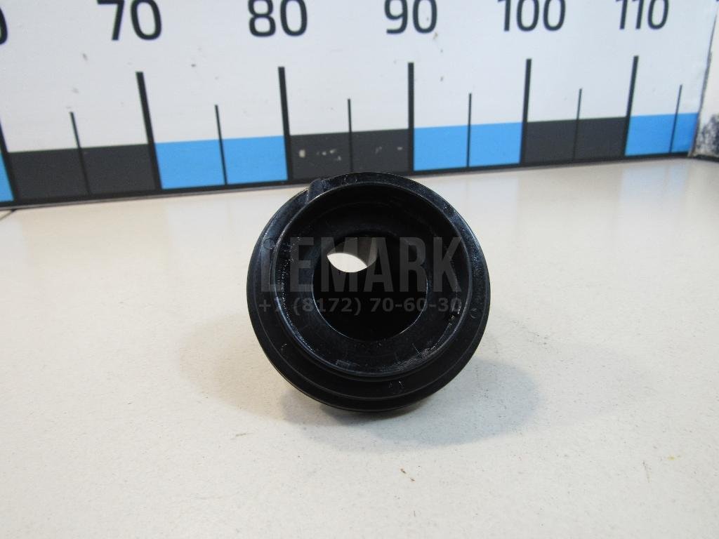 Горловина маслозаливная