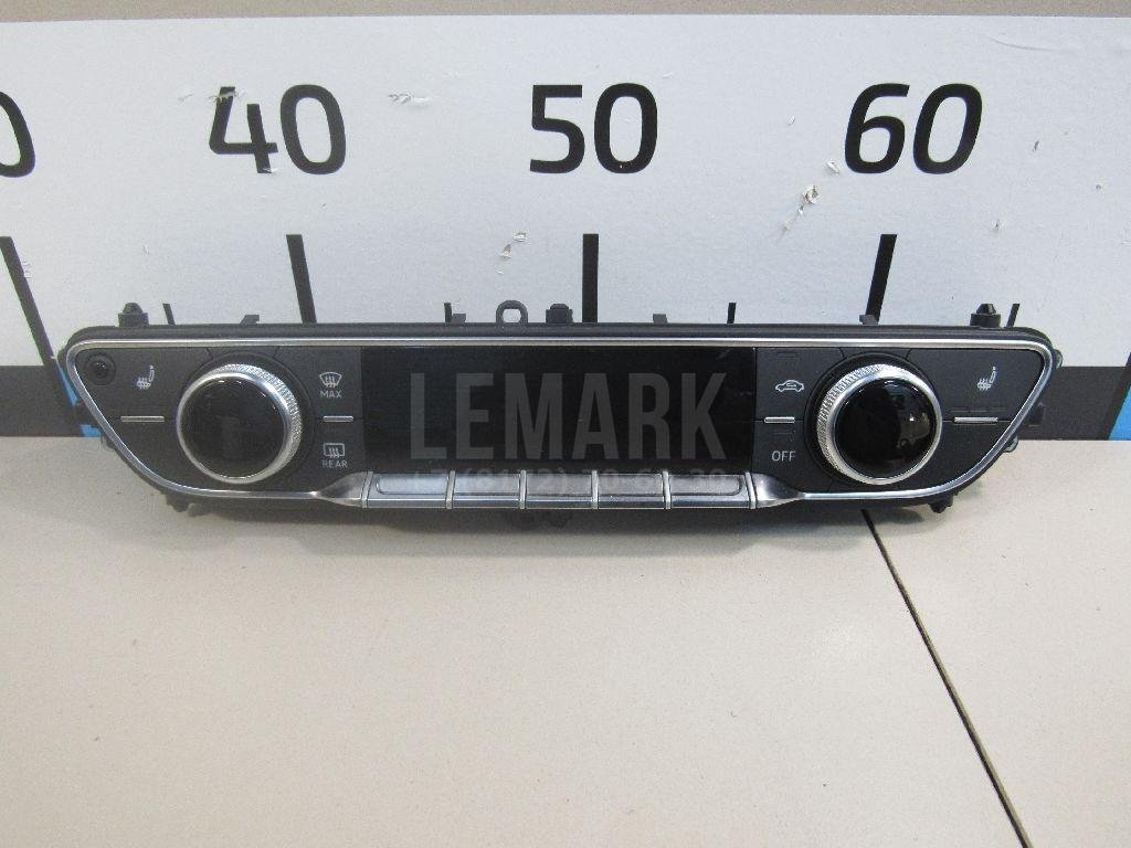 Блок управления климатической установкой