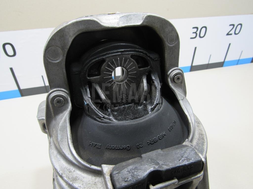 Опора двигателя левая для  Audi 100 [C4] 1991-1994