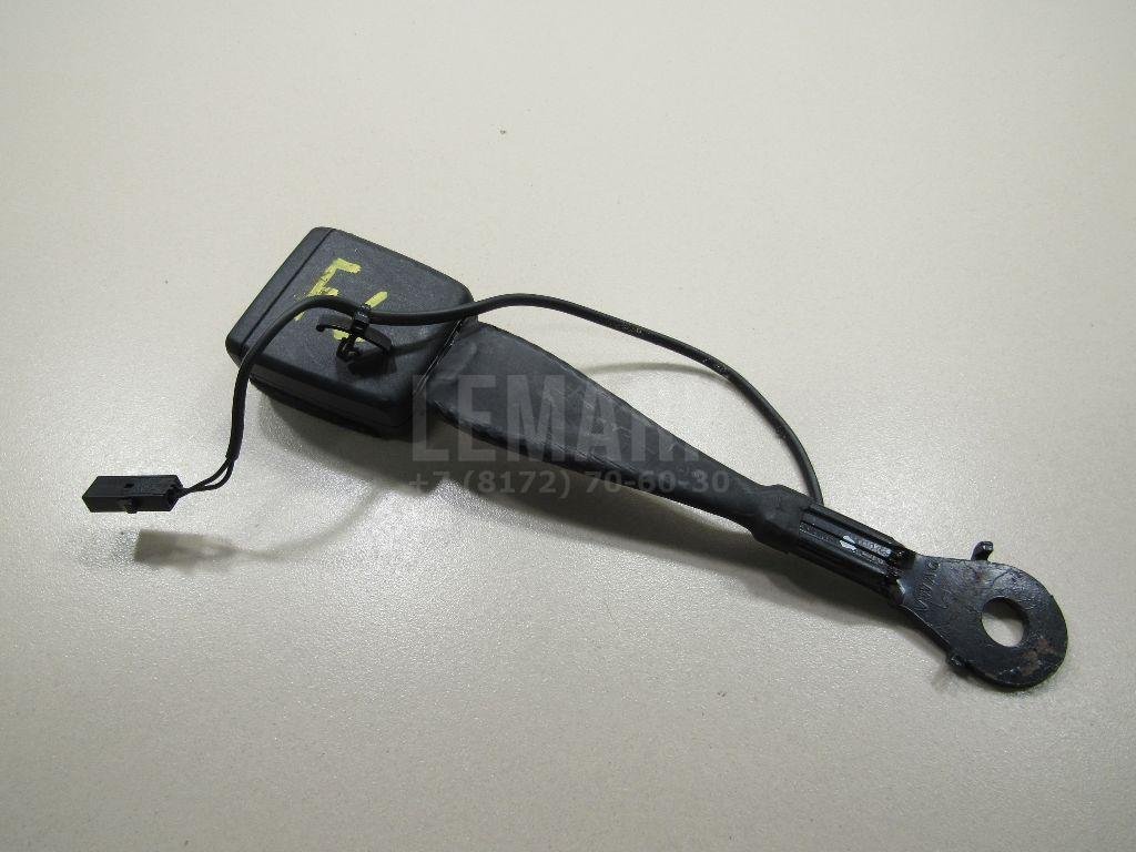 Ответная часть ремня безопасности