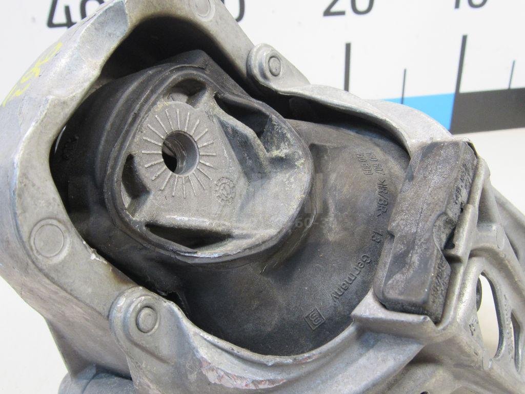 Опора двигателя