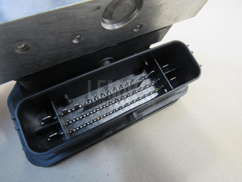 Блок ABS (насос) для  Acura MDX 2001-2006