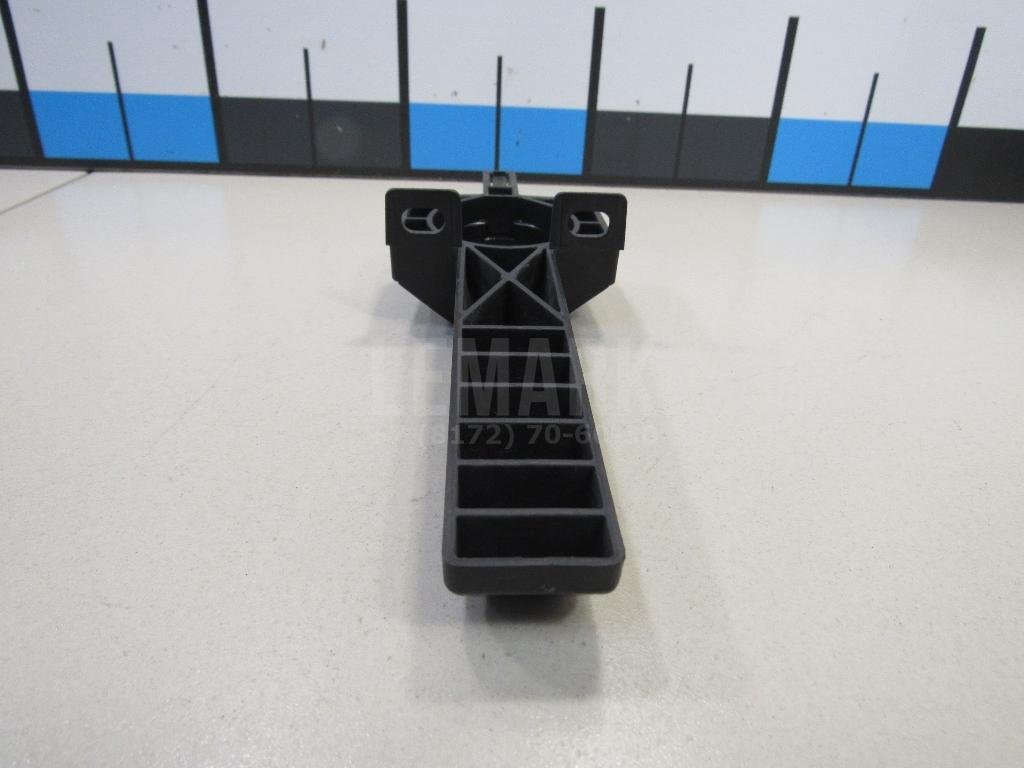 Кронштейн радиатора для  Audi A4 [B8] 2007-2015