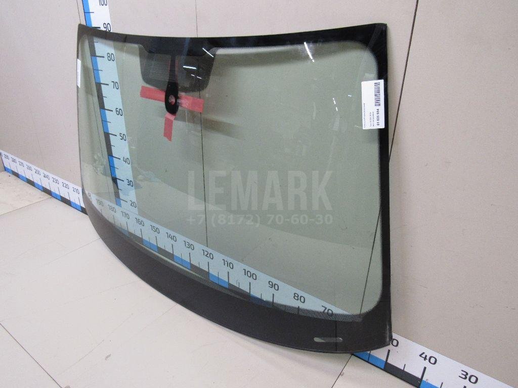 Стекло лобовое (ветровое)