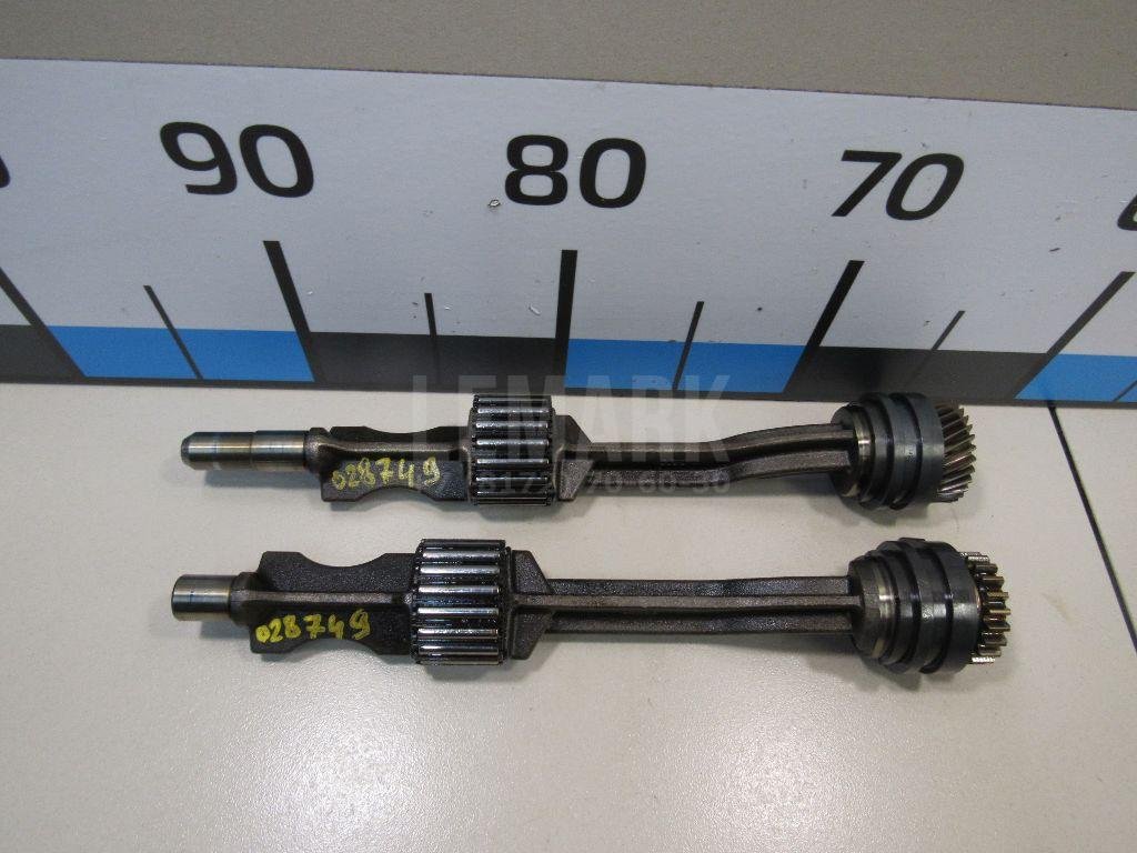 Вал балансирный