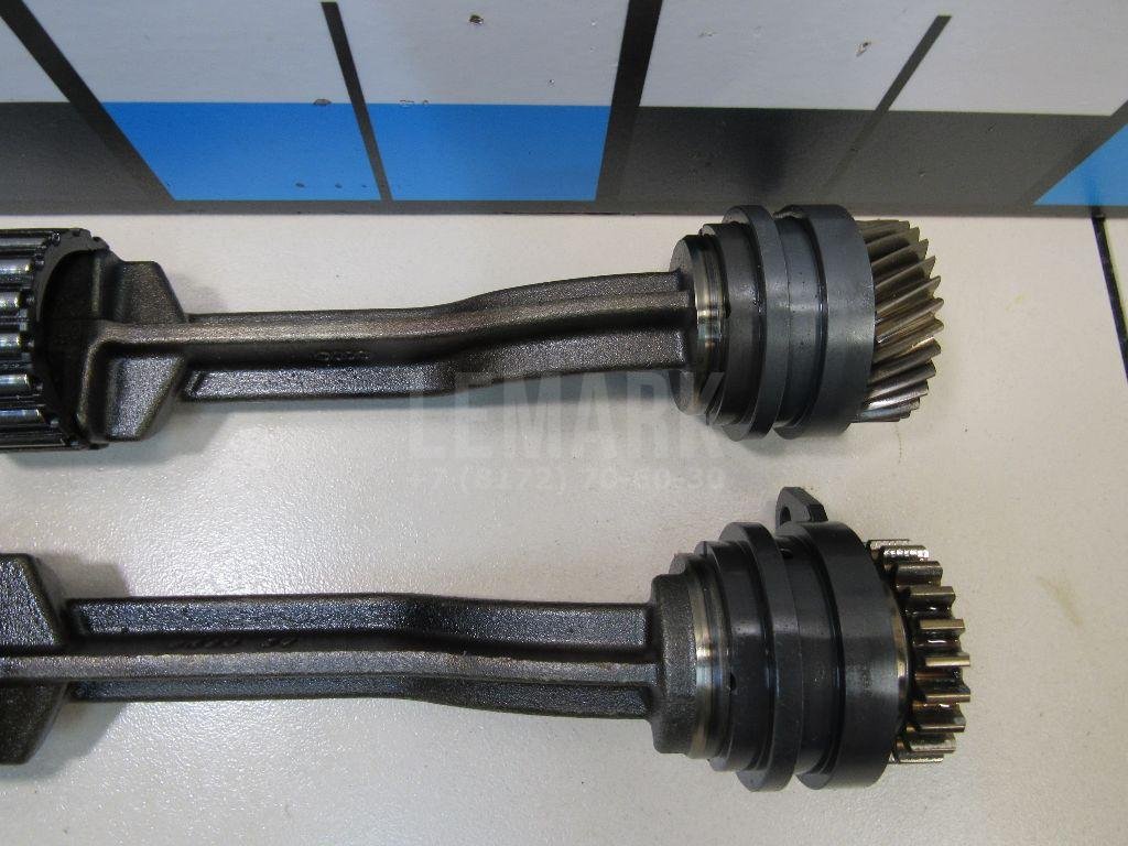 Вал балансирный