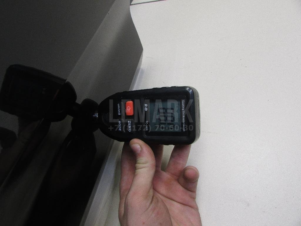 Дверь задняя правая