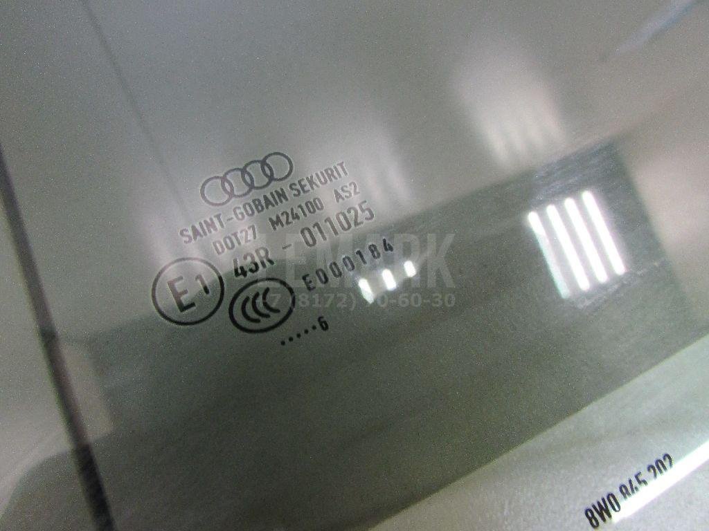 Стекло двери передней правой