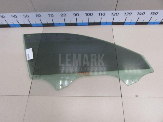 Стекло двери передней правой