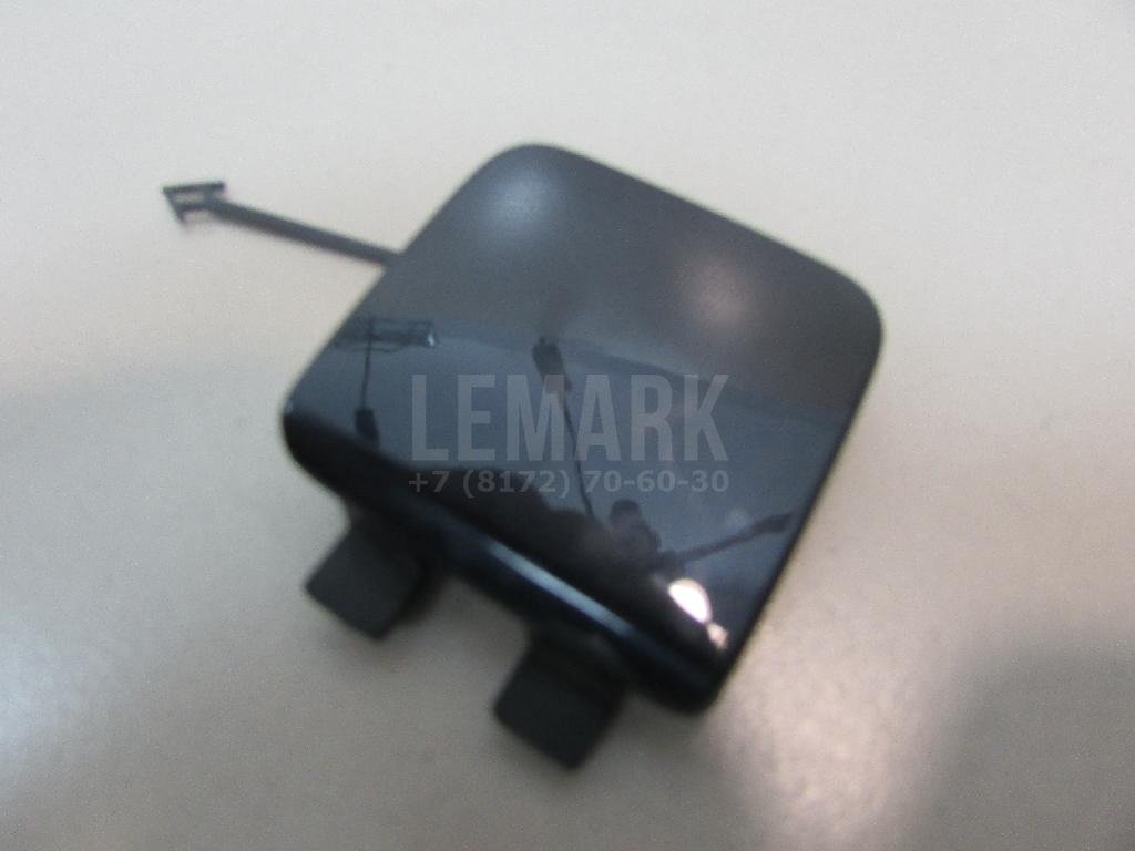 Заглушка буксировочного крюка