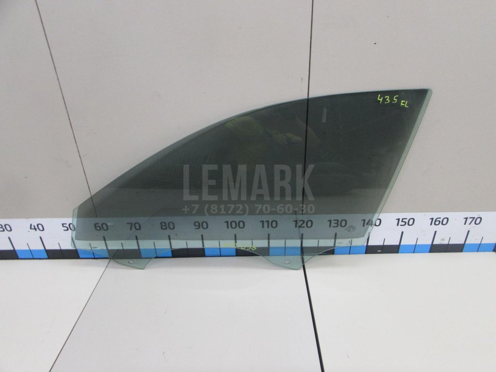 Стекло двери передней левой