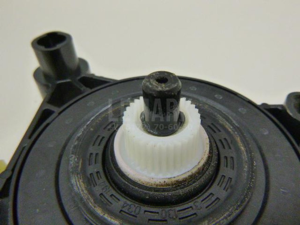 Моторчик стеклоподъемника