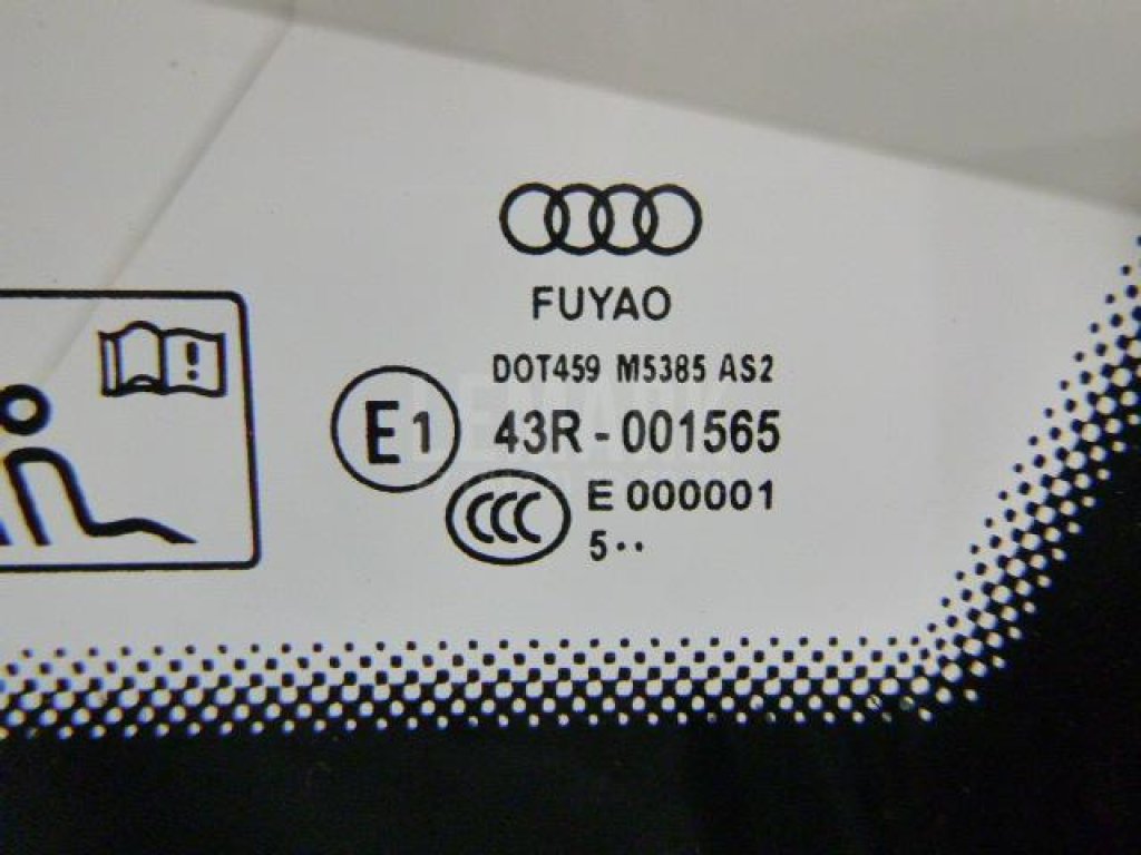 Стекло кузовное глухое правое