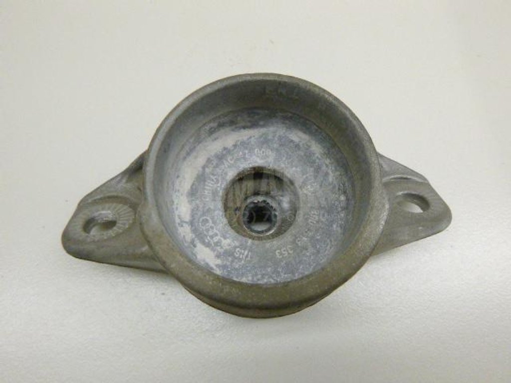 Опора заднего амортизатора