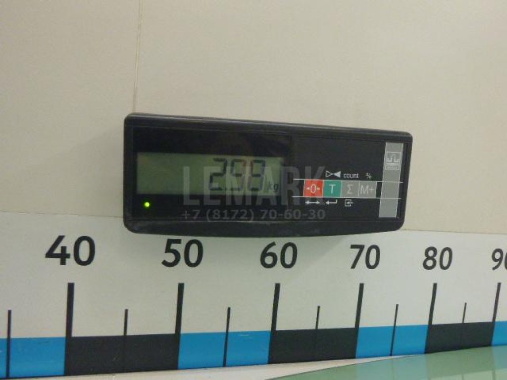 Стекло двери передней левой