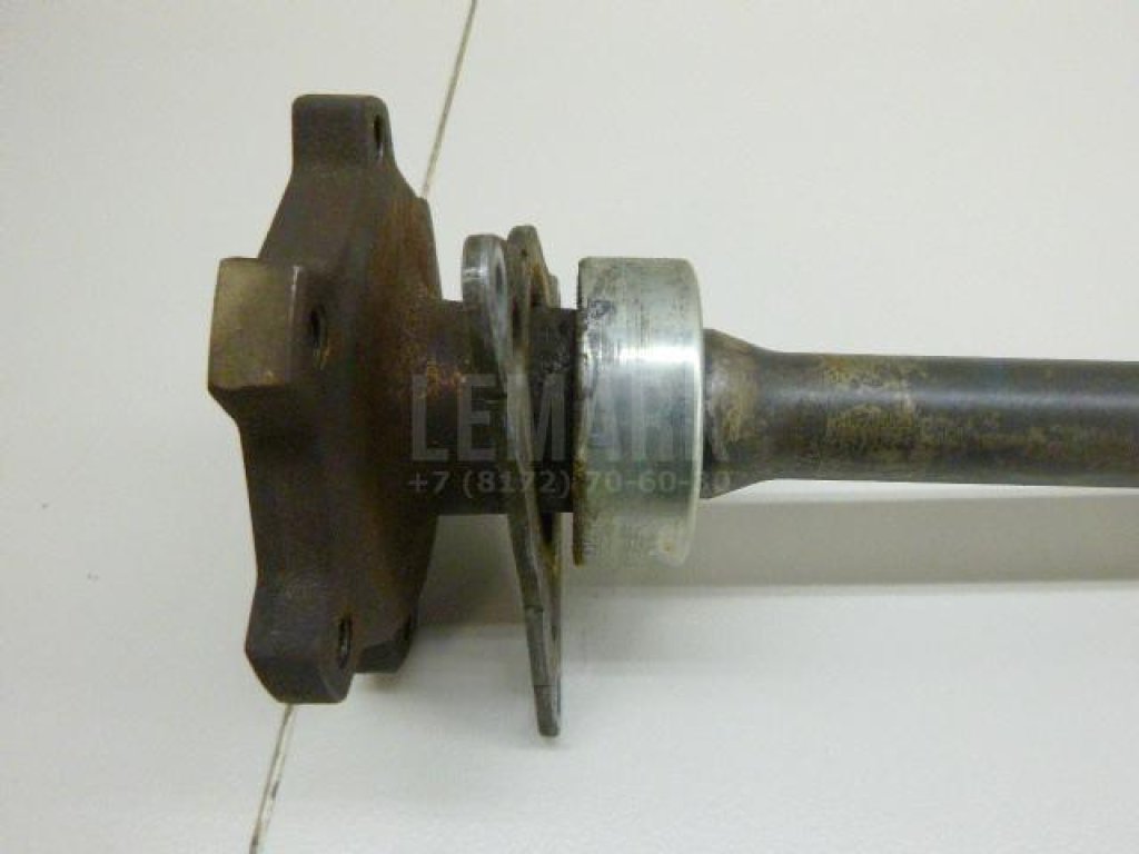 Полуось промежуточная (привод)