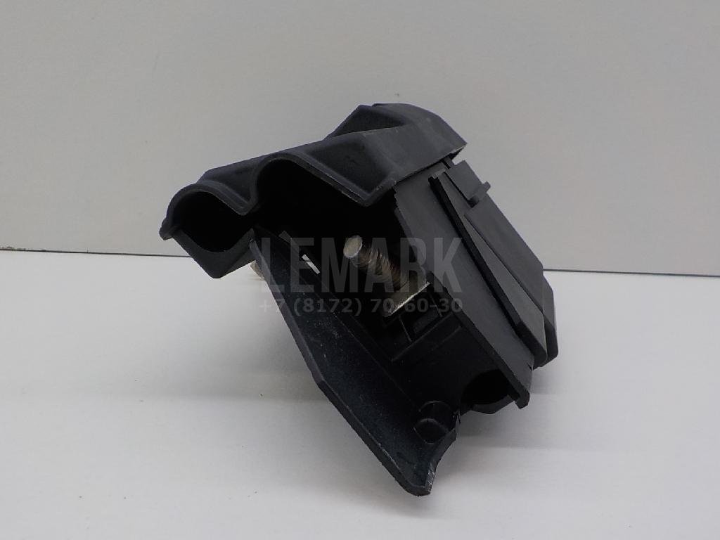 Клемма аккумулятора плюс