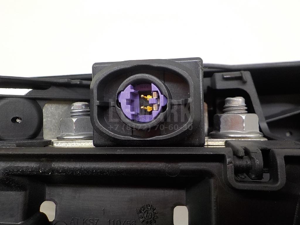 Клемма аккумулятора плюс