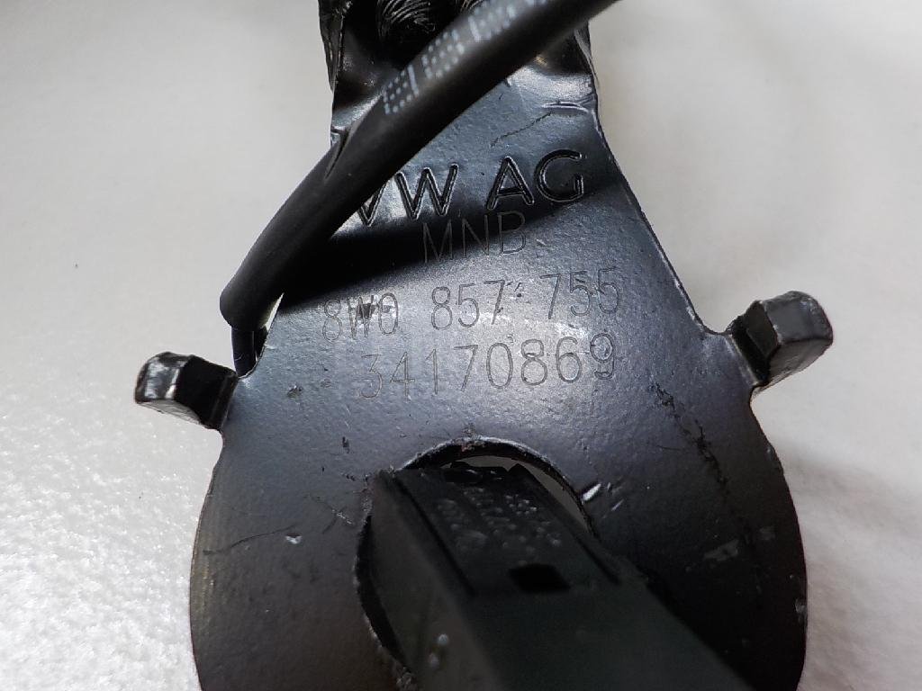 Ответная часть ремня безопасности