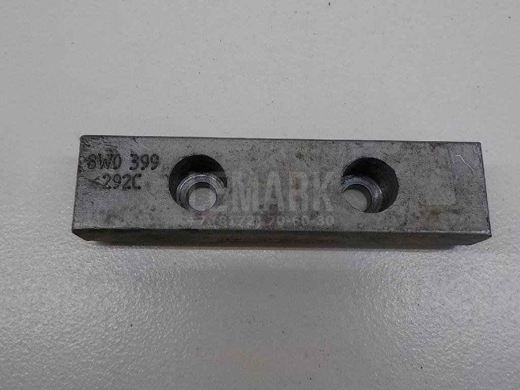 Кронштейн опоры КПП