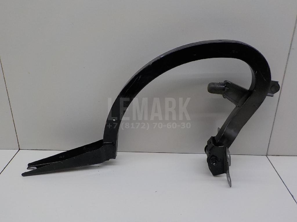 Петля крышки багажника