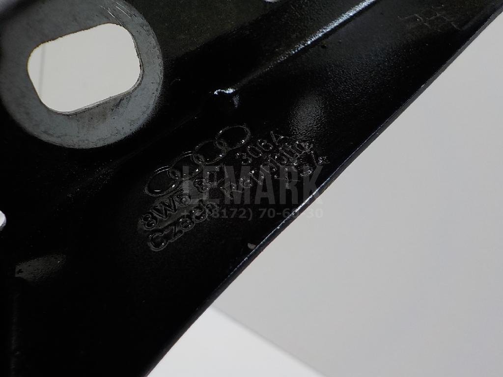 Петля крышки багажника