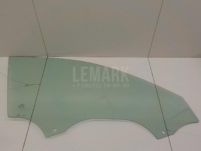 Стекло двери передней правой