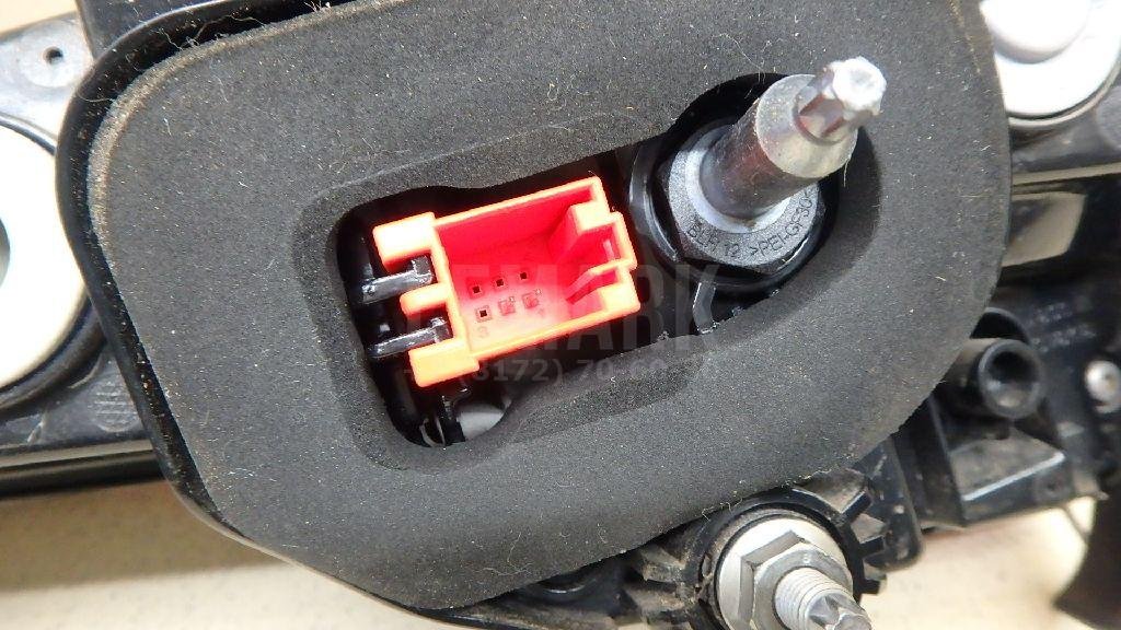 Фонарь задний внутренний левый