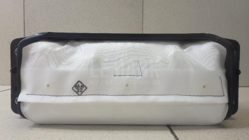 Подушка безопасности пассажирская (в торпедо)