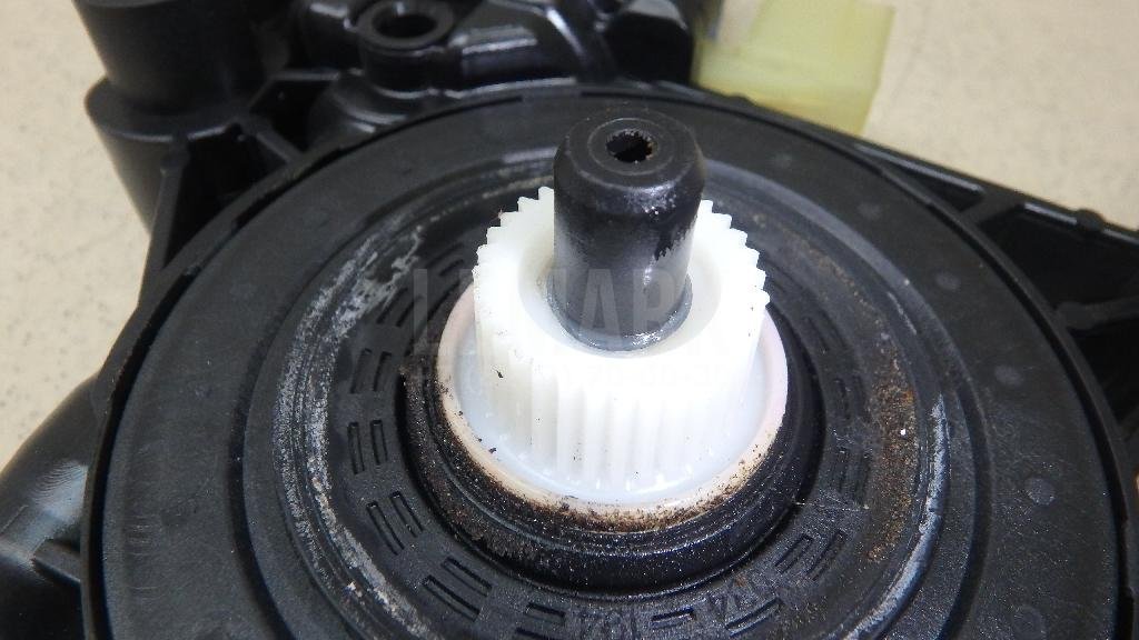 Моторчик стеклоподъемника