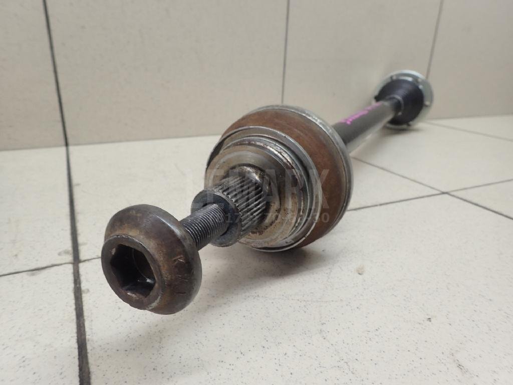 Полуось задняя