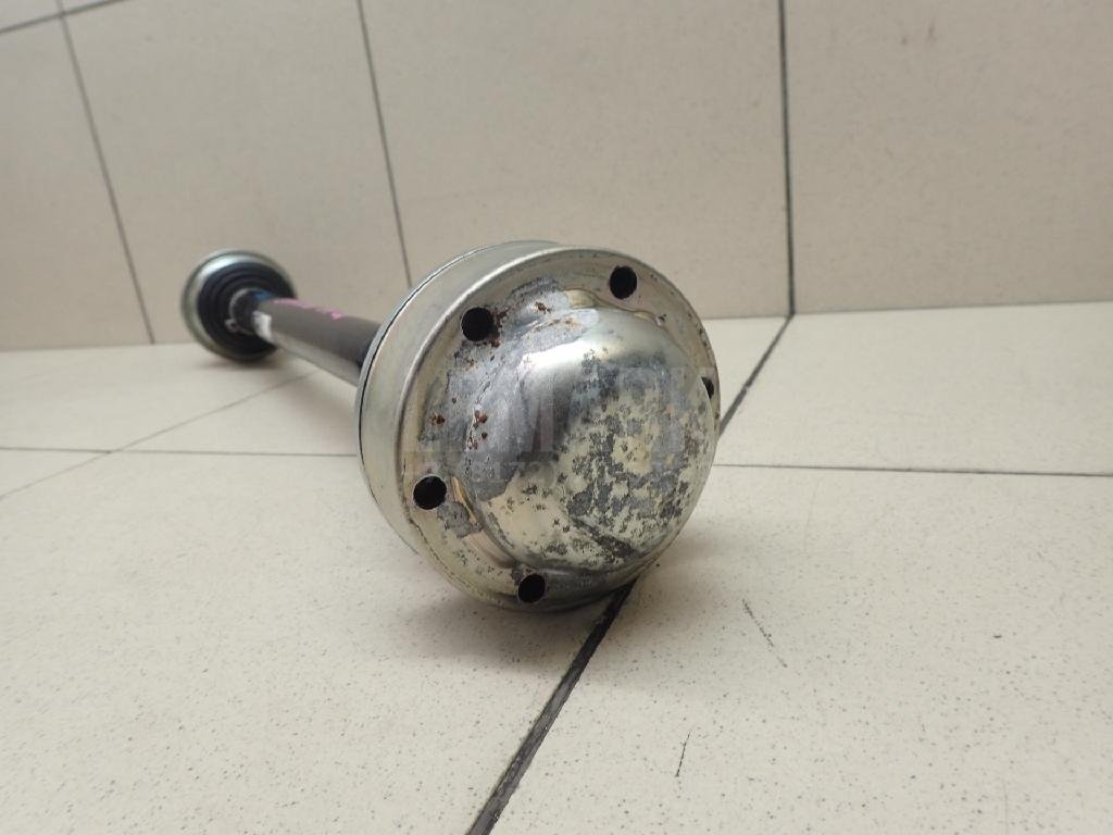 Полуось задняя