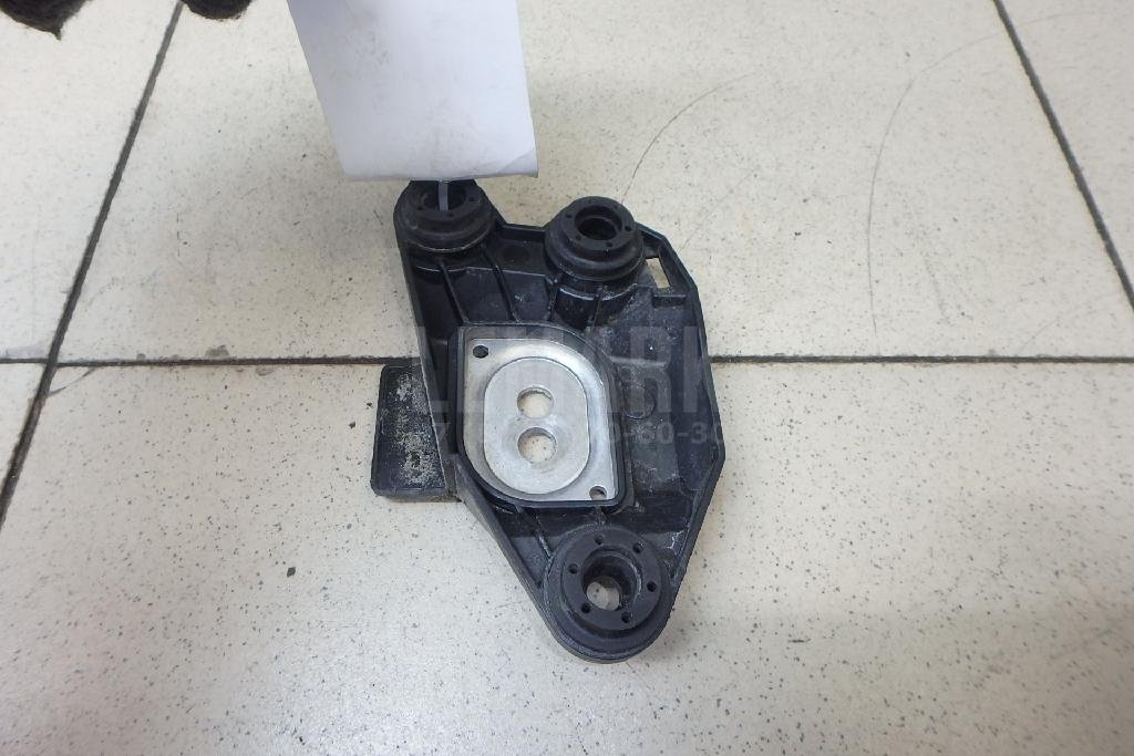 Кронштейн блока ABS (насос) для  Audi A1 (8X) 2010-2018