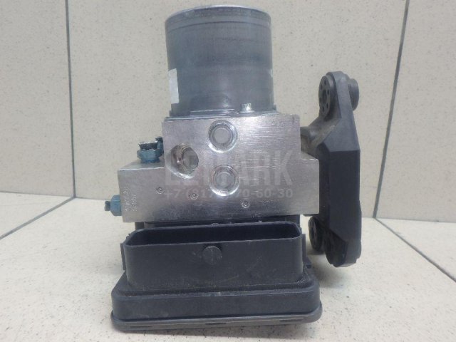 Блок ABS (насос)