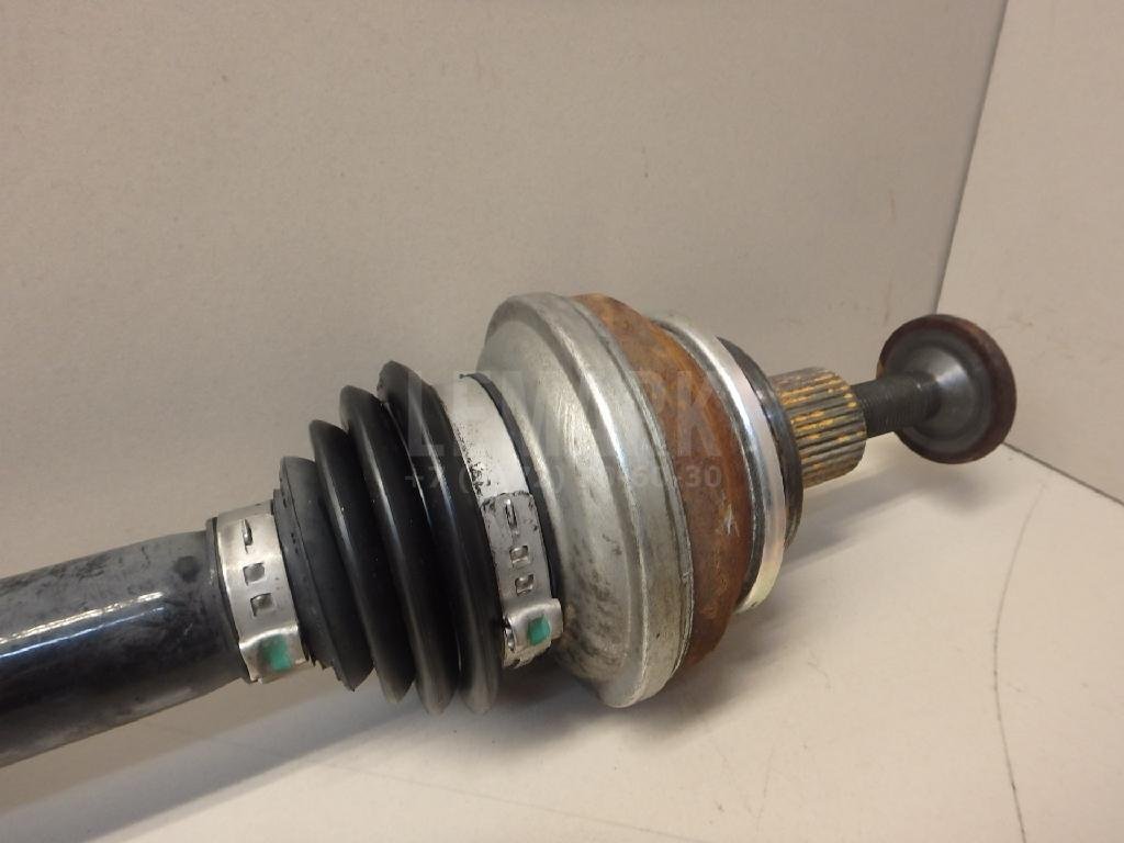 Полуось задняя